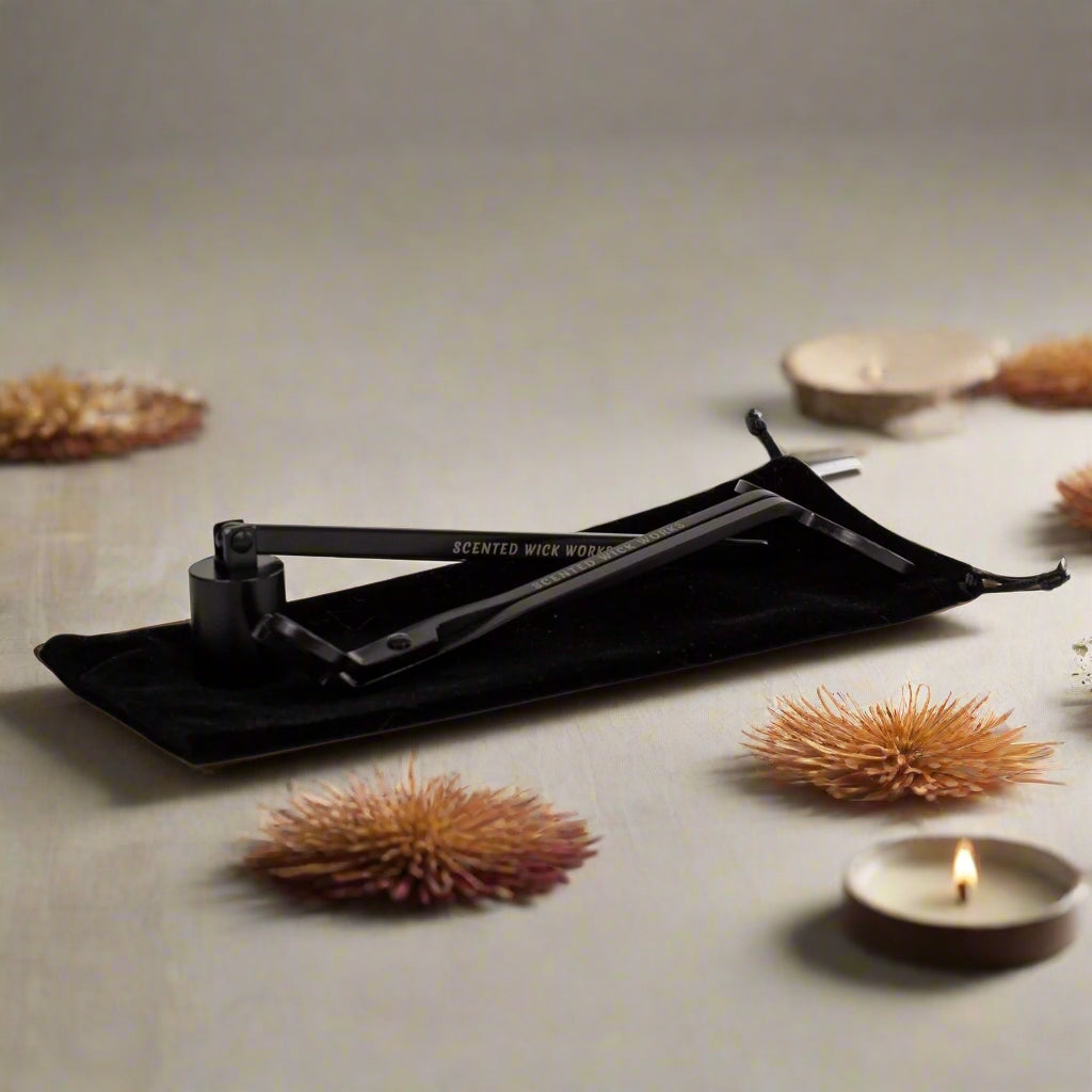 candle wick trimmer and snuffer in black
